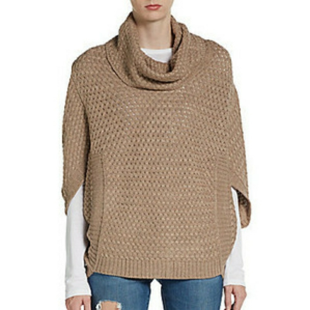 Even Design History Light brown poncho